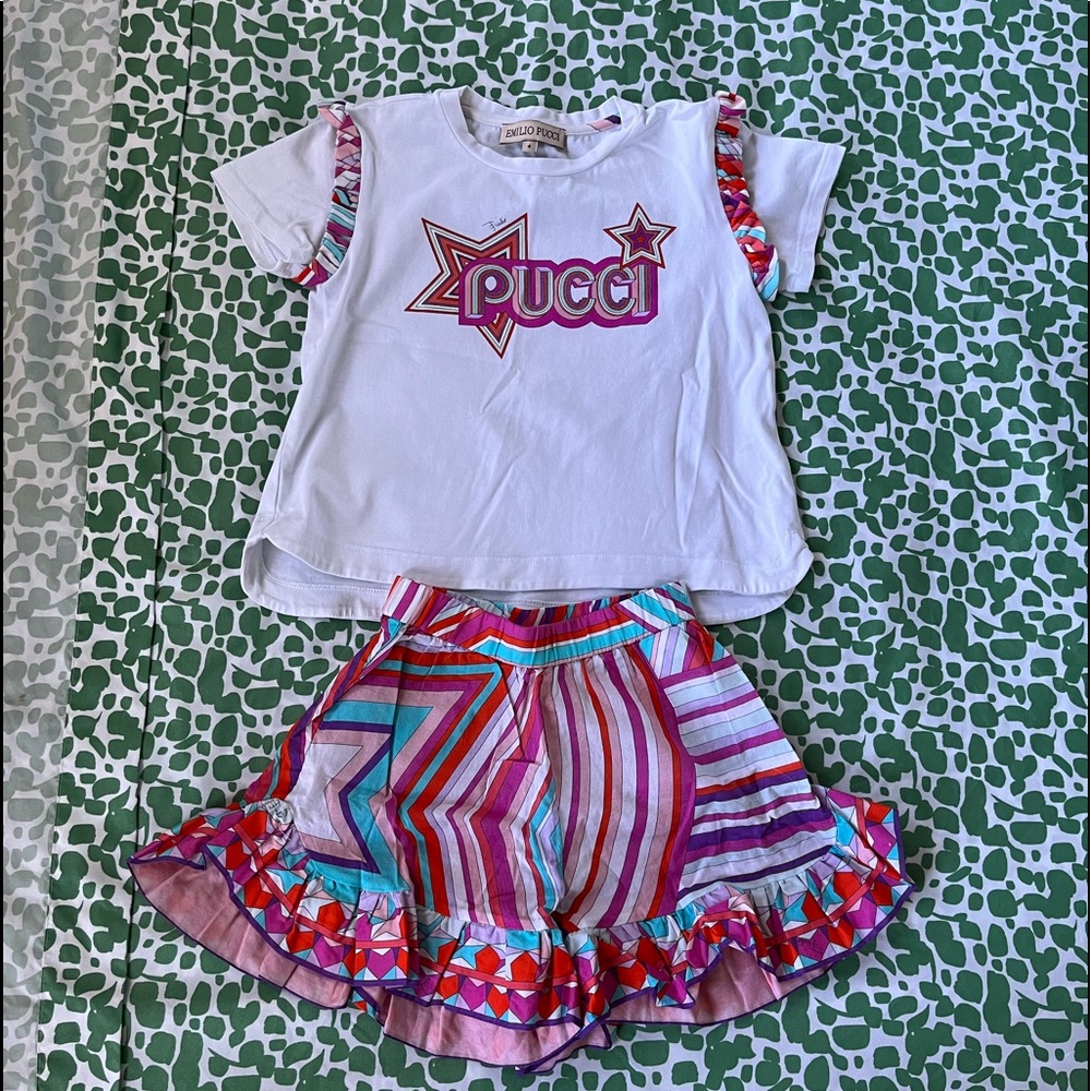 Two piece set